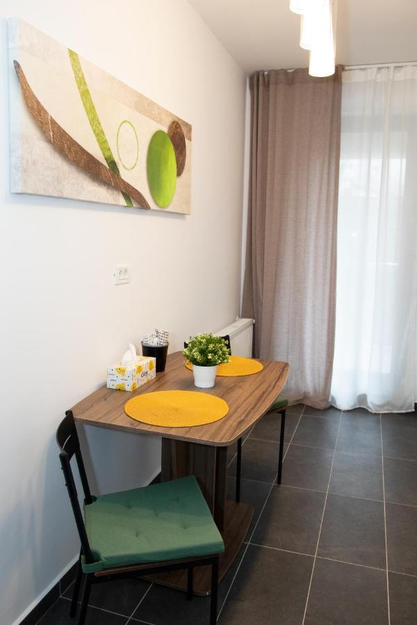Lazo Two Room- Luxury Apartment Bucarest Extérieur photo