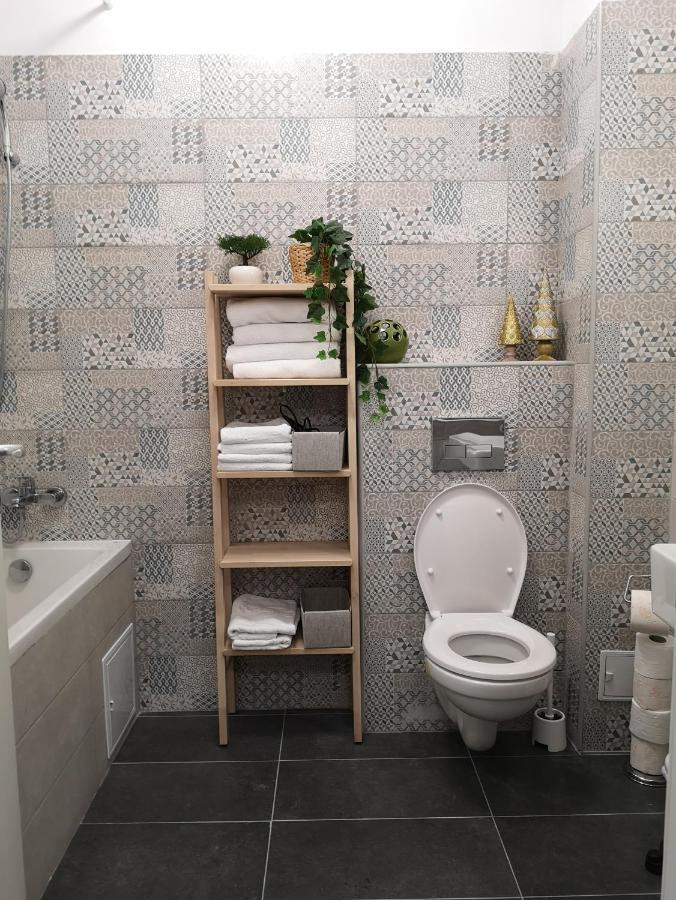 Lazo Two Room- Luxury Apartment Bucarest Extérieur photo